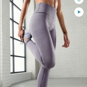 COPY - FABLETICS - high waist seamless legging
